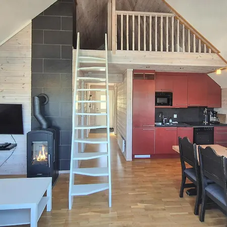3 Bedroom Front In Auklandshamn *